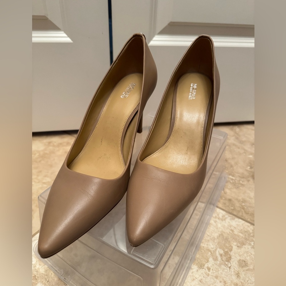 Michael Kors Dorothy Flex Pump